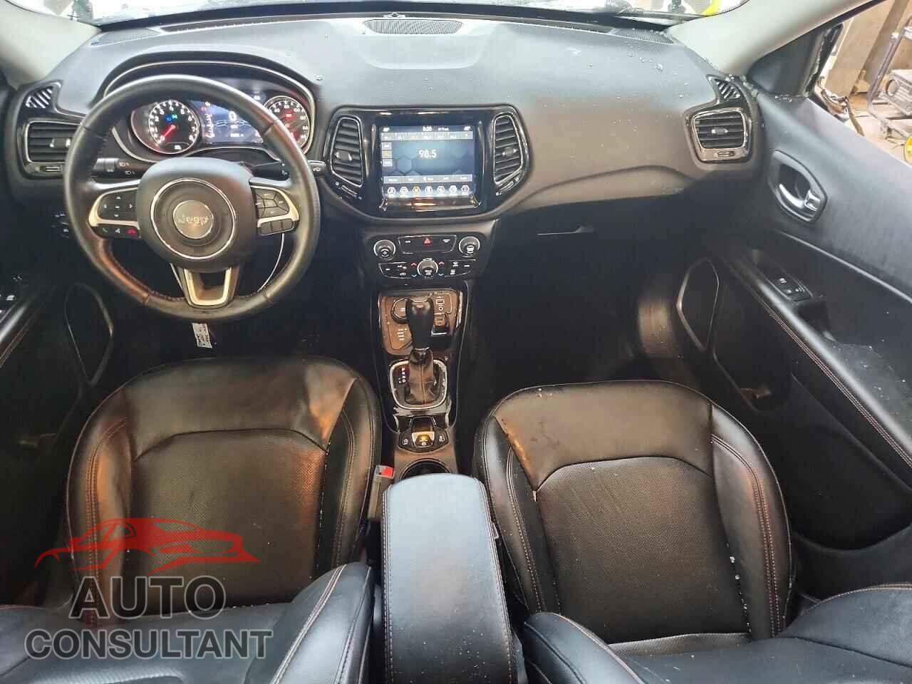 JEEP COMPASS 2019 - 3C4NJDCB2KT766504