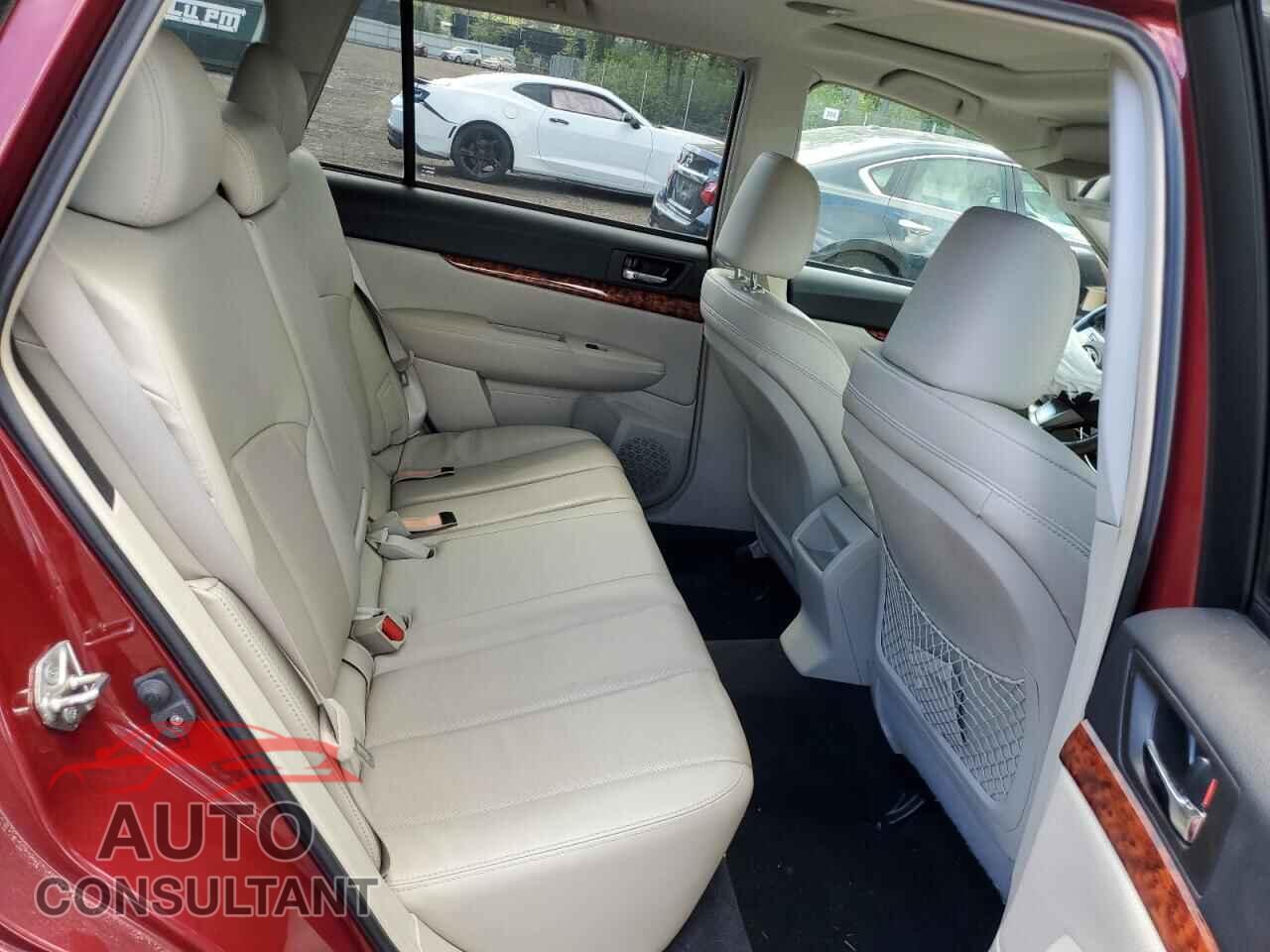 SUBARU OUTBACK 2011 - 4S4BRDLC4B2371919