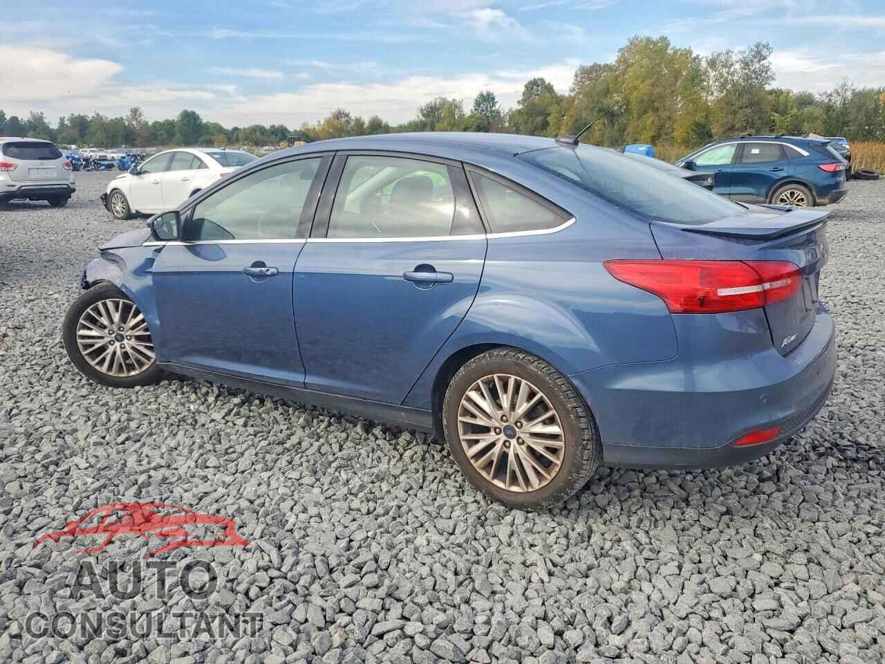 FORD FOCUS 2018 - 1FADP3J25JL209982