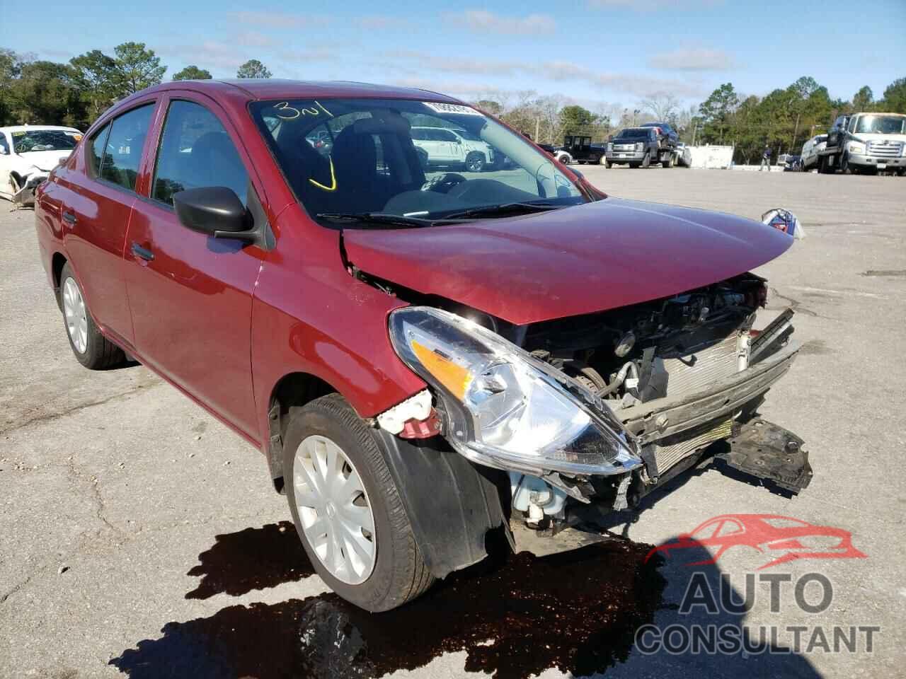 NISSAN VERSA 2017 - 3N1CN7AP5HL895134