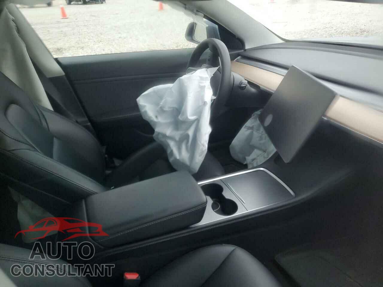 TESLA MODEL 3 2021 - 5YJ3E1EB4MF936712