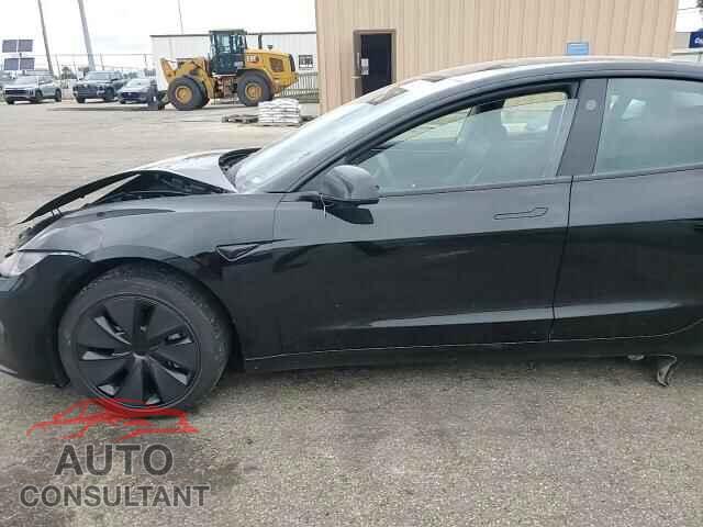 TESLA MODEL 3 2024 - 5YJ3E1EAXRF827105