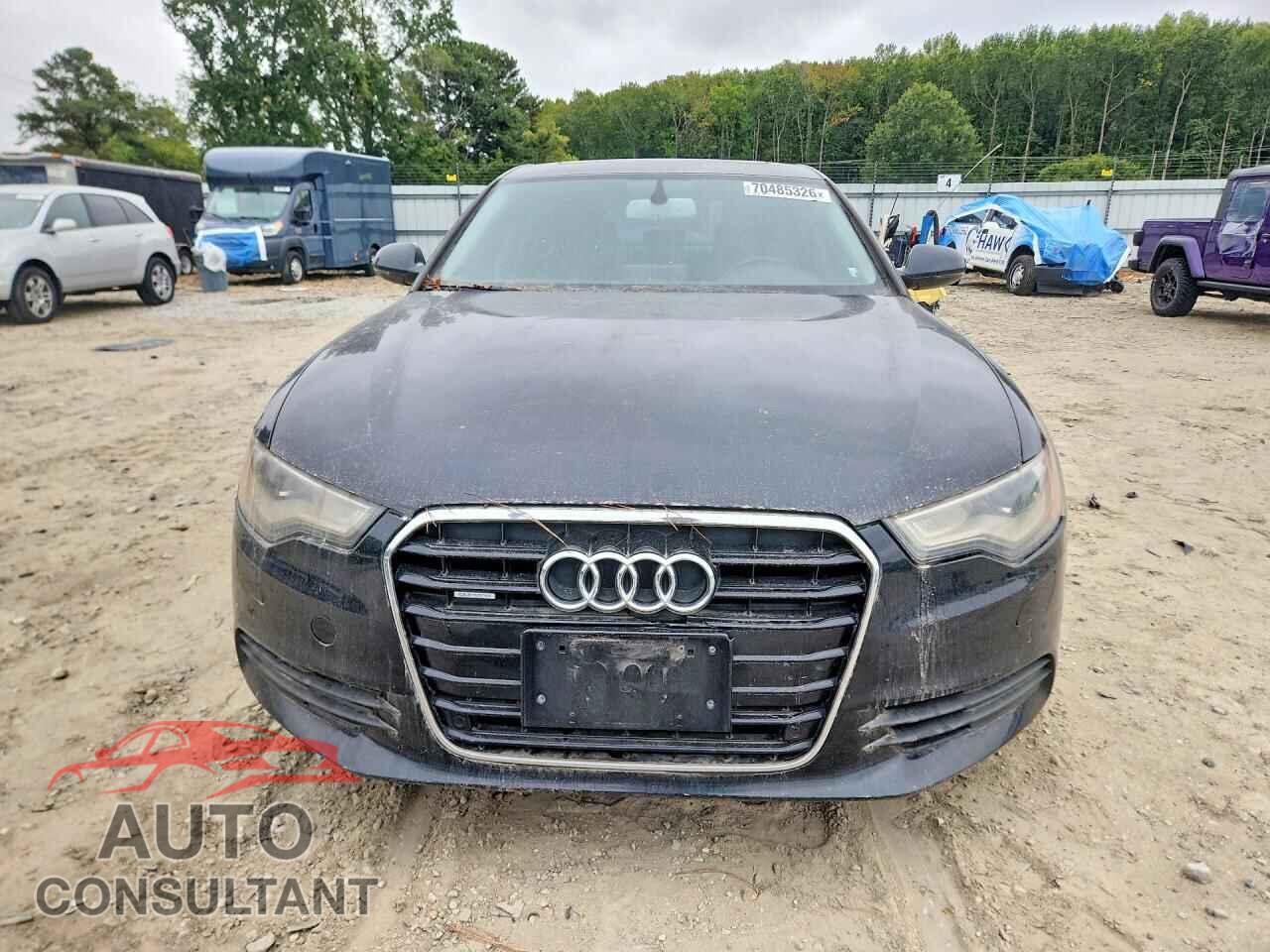 AUDI A6 2012 - WAUGGAFC8CN083232