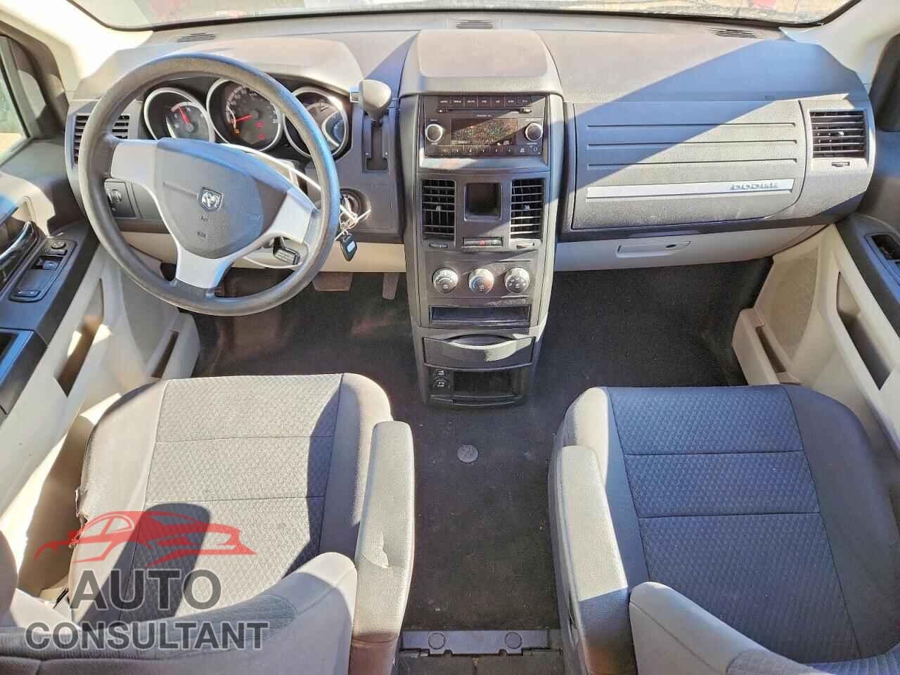 DODGE CARAVAN 2010 - 2D4RN4DE1AR446142