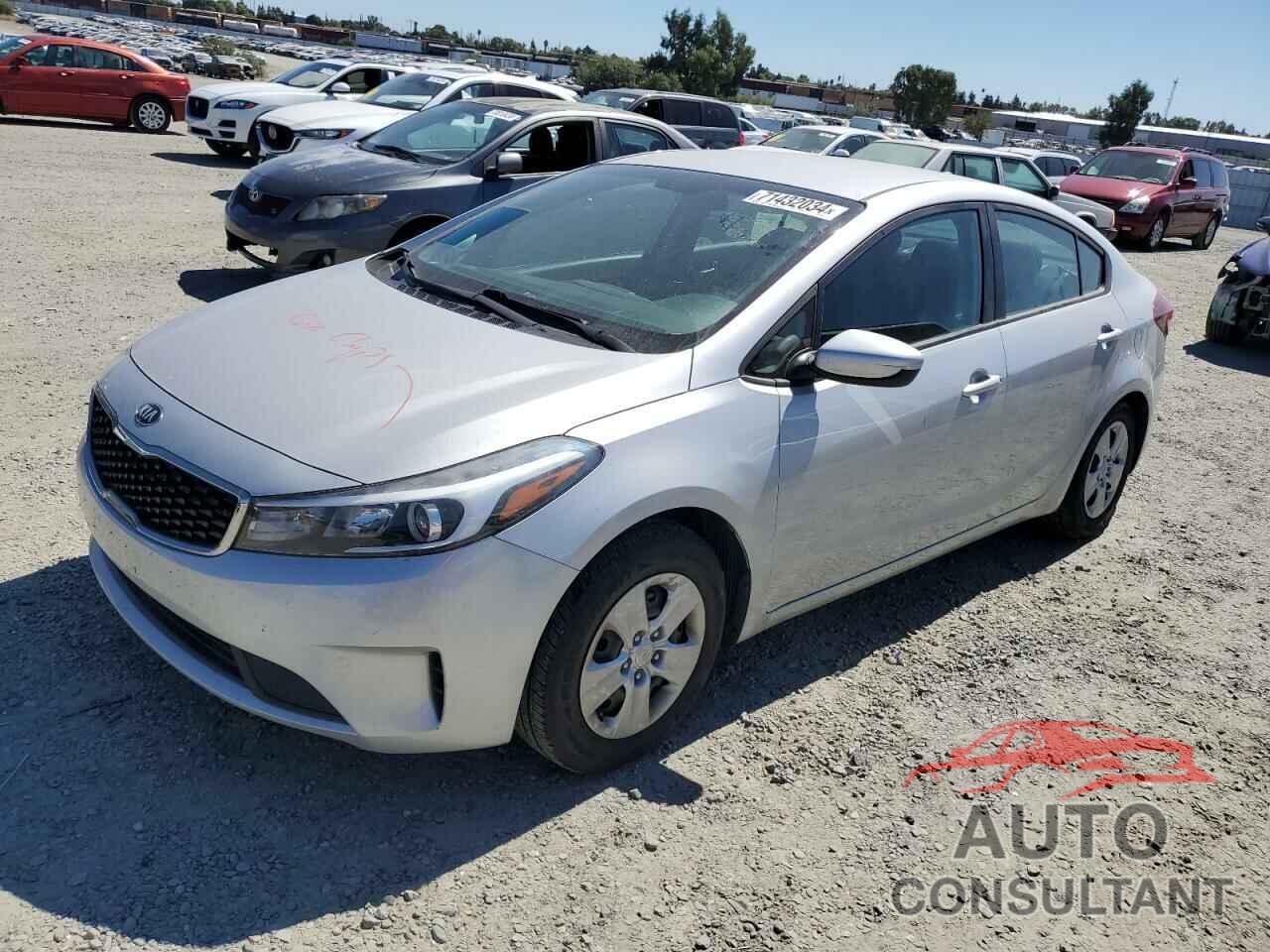 KIA FORTE 2017 - 3KPFK4A76HE038729