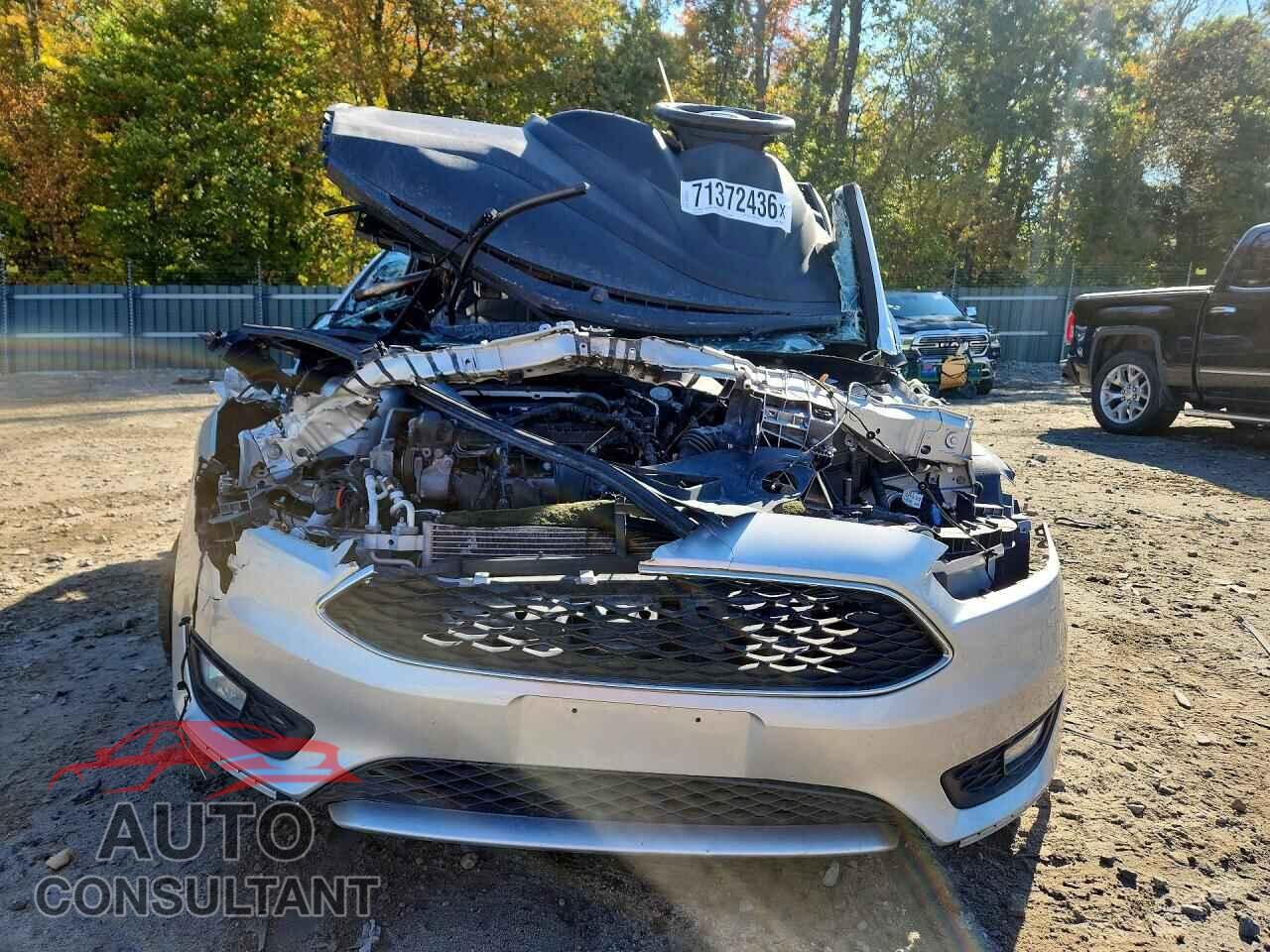 FORD FOCUS 2016 - 1FADP3F20GL308520
