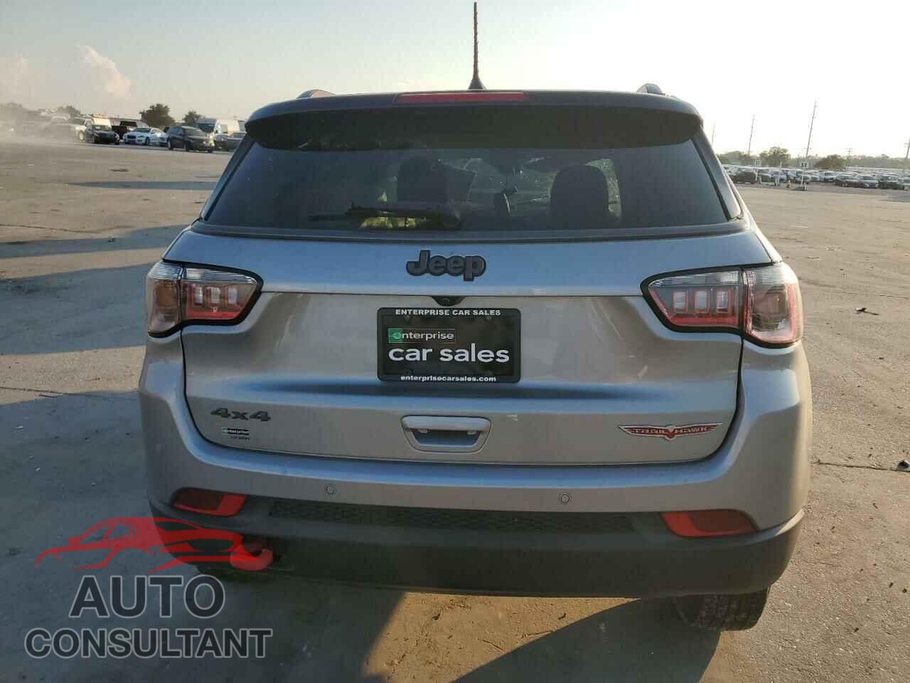 JEEP COMPASS 2021 - 3C4NJDDB2MT590510