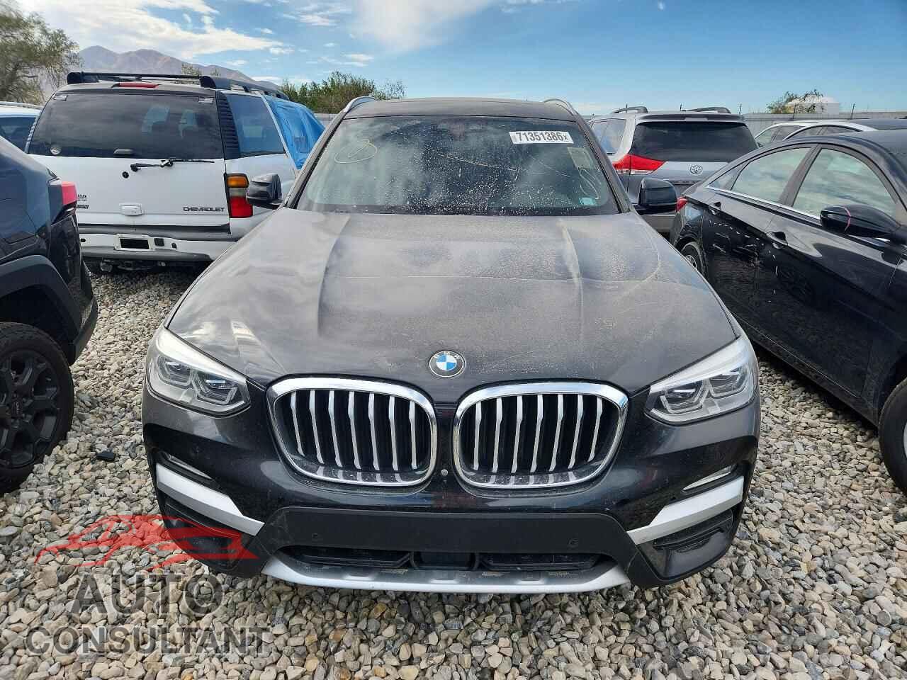 BMW X3 2018 - 5UXTR9C53JLD58810