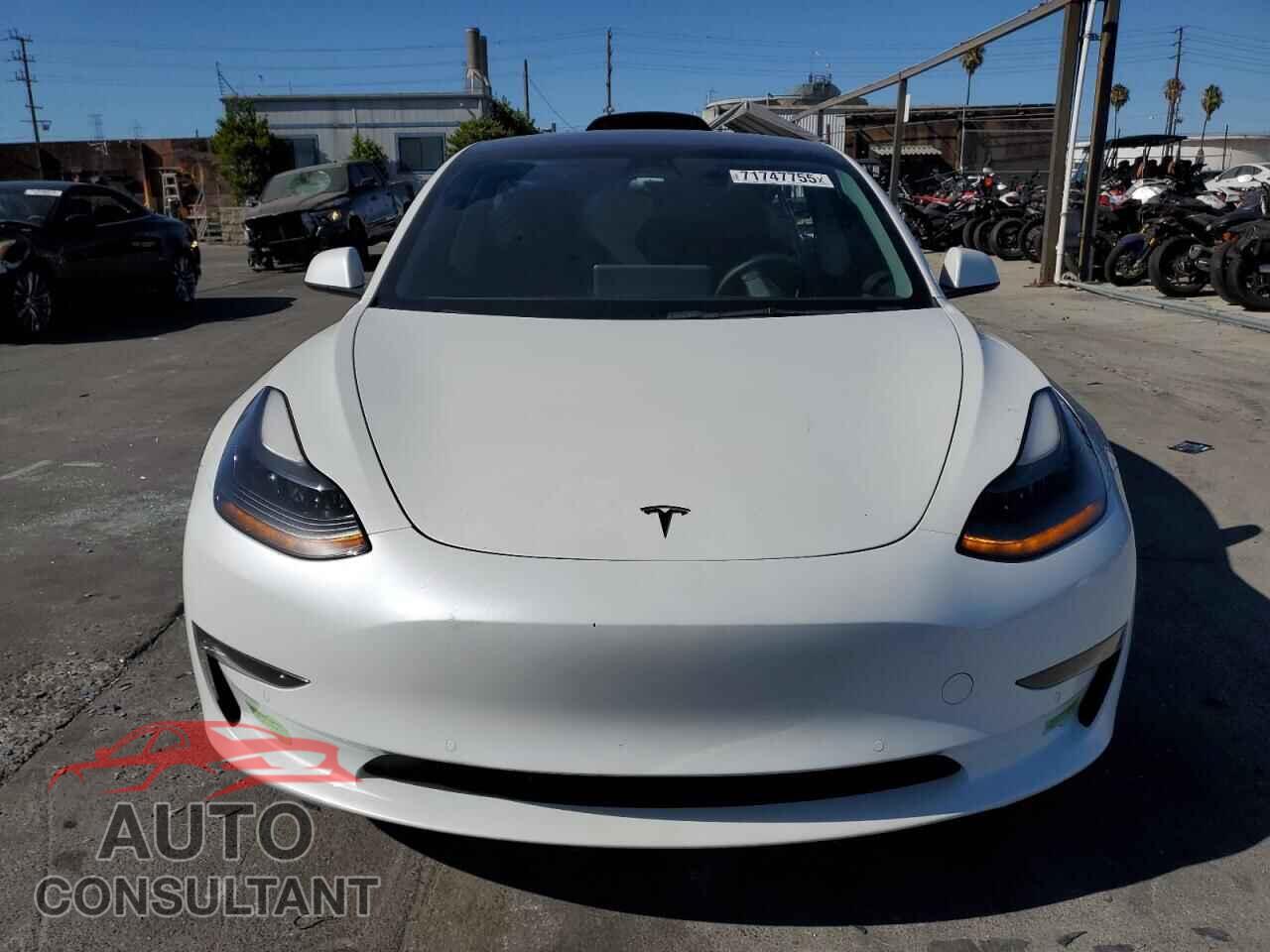 TESLA MODEL 3 2022 - 5YJ3E1EA9NF306791