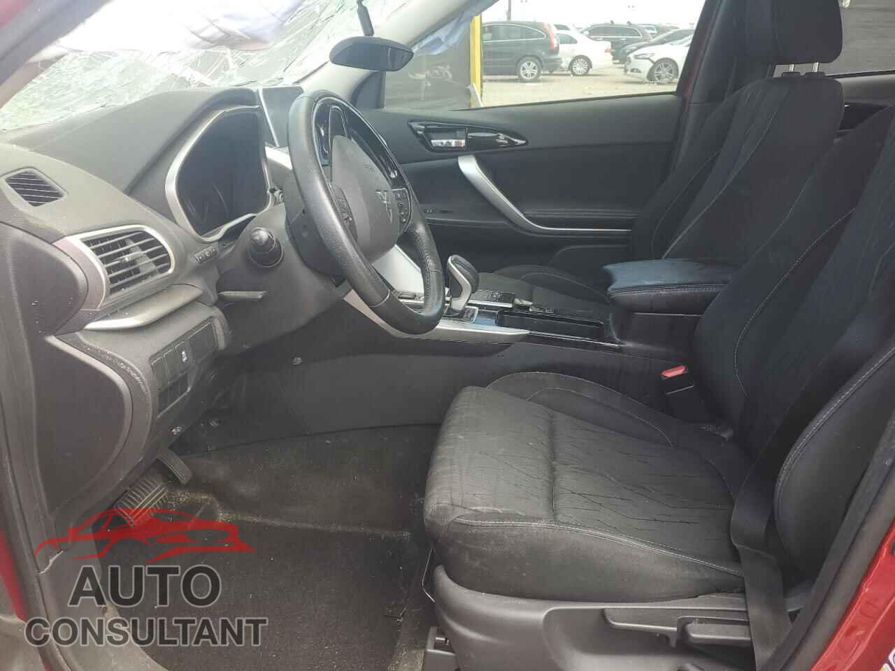 MITSUBISHI ECLIPSE 2018 - JA4AT5AA3JZ061060