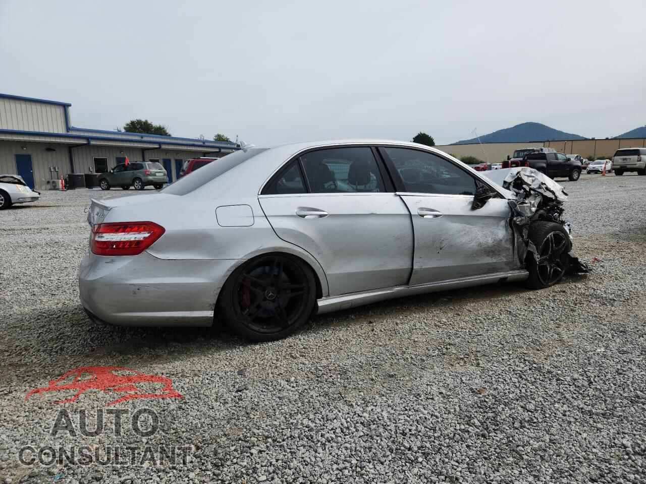 MERCEDES-BENZ E-CLASS 2012 - WDDHF7EB3CA626523