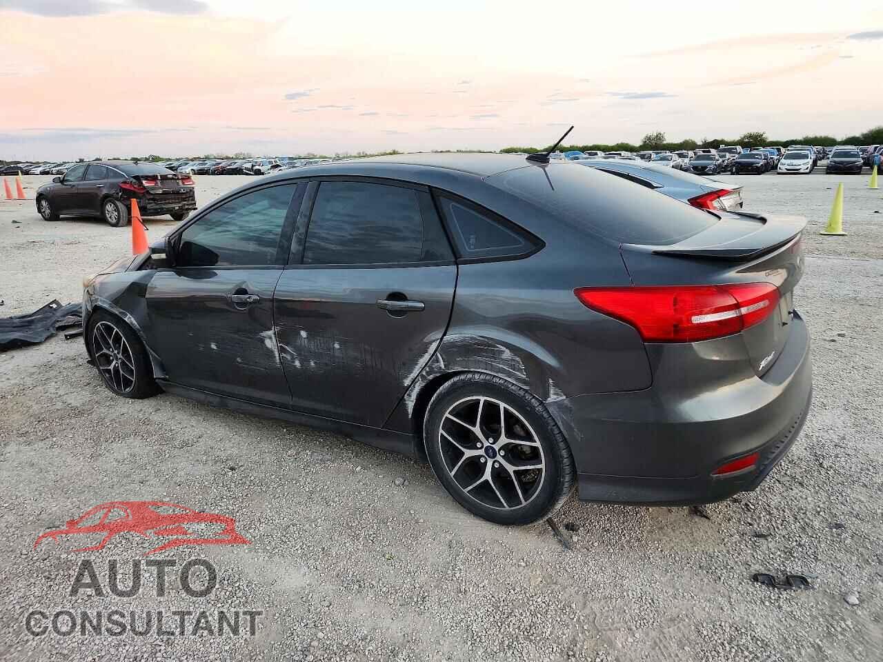 FORD FOCUS 2015 - 1FADP3F22FL277768