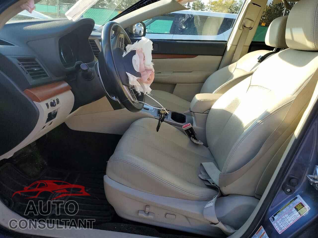 SUBARU OUTBACK 2014 - 4S4BRDNC1E2279152