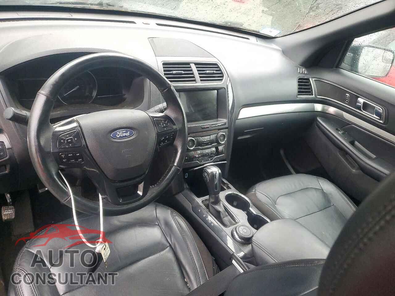 FORD EXPLORER 2018 - 1FM5K8D82JGB02726