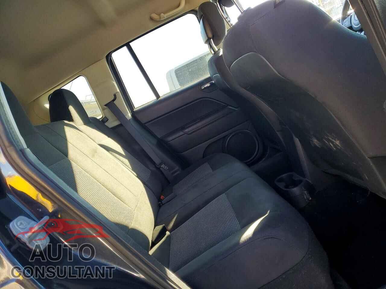 JEEP COMPASS 2014 - 1C4NJDBB2ED828656