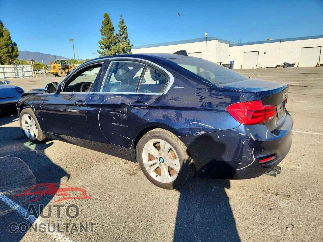 BMW 3 SERIES 2017 - WBA8E1C55HK480244