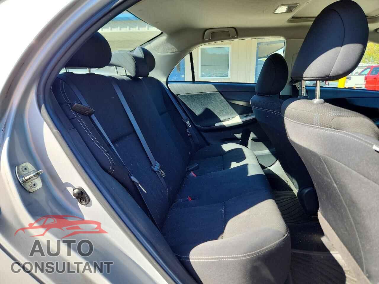 TOYOTA COROLLA 2013 - 2T1BU4EEXDC970281