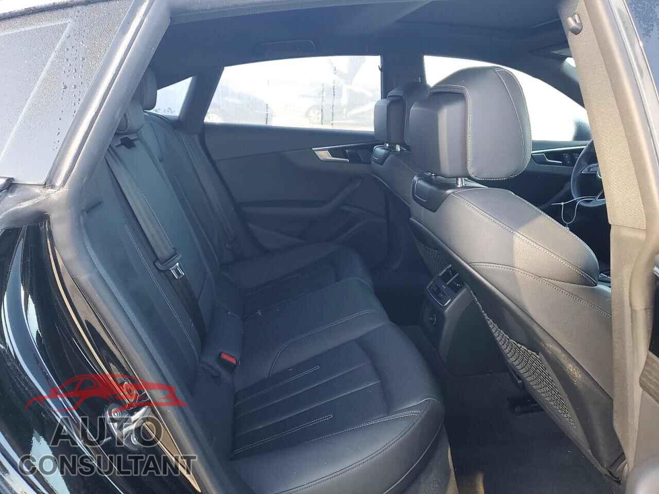 AUDI A5 2021 - WAUDACF50MA040143
