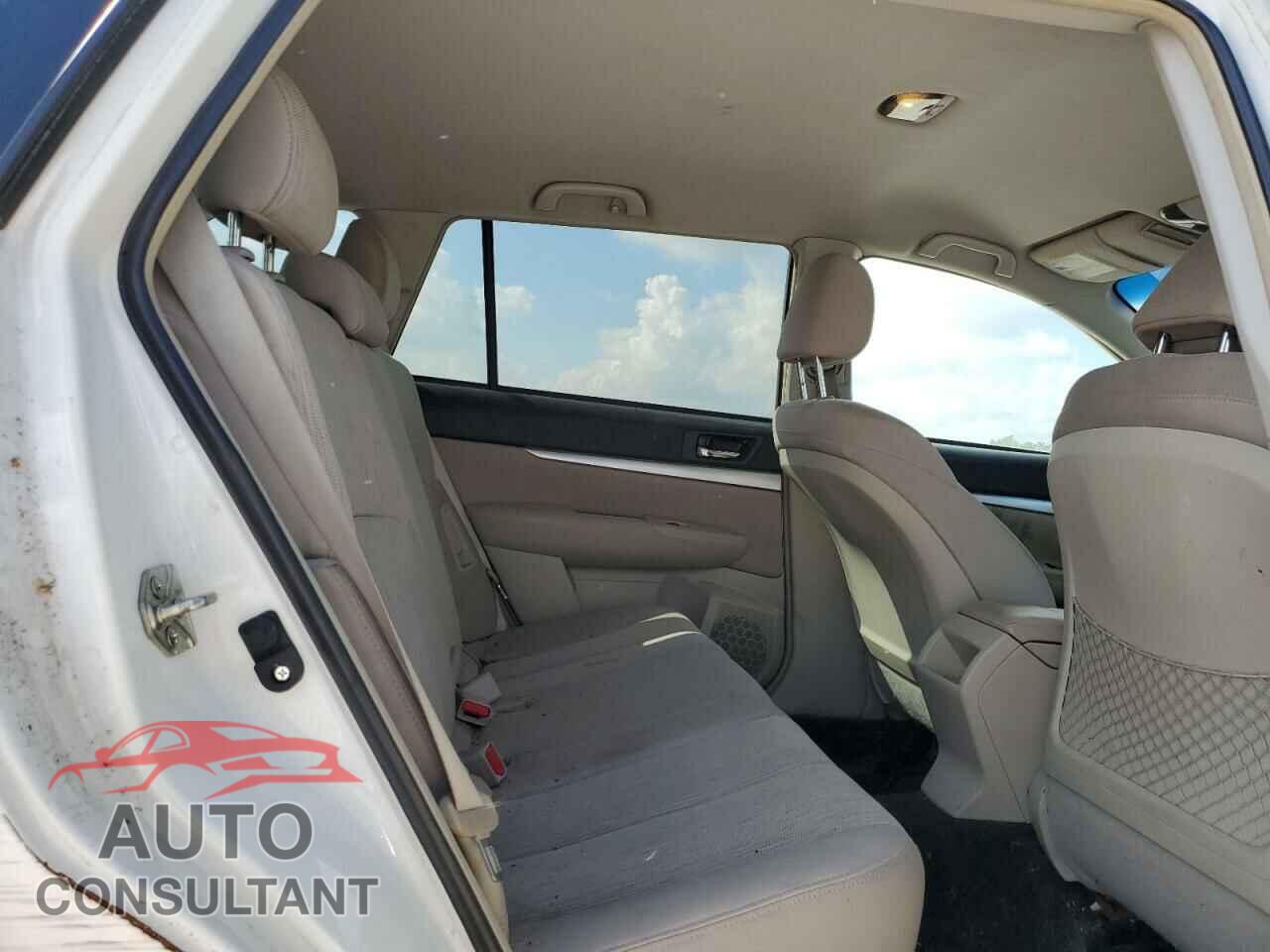 SUBARU OUTBACK 2014 - 4S4BRCCC8E1221557