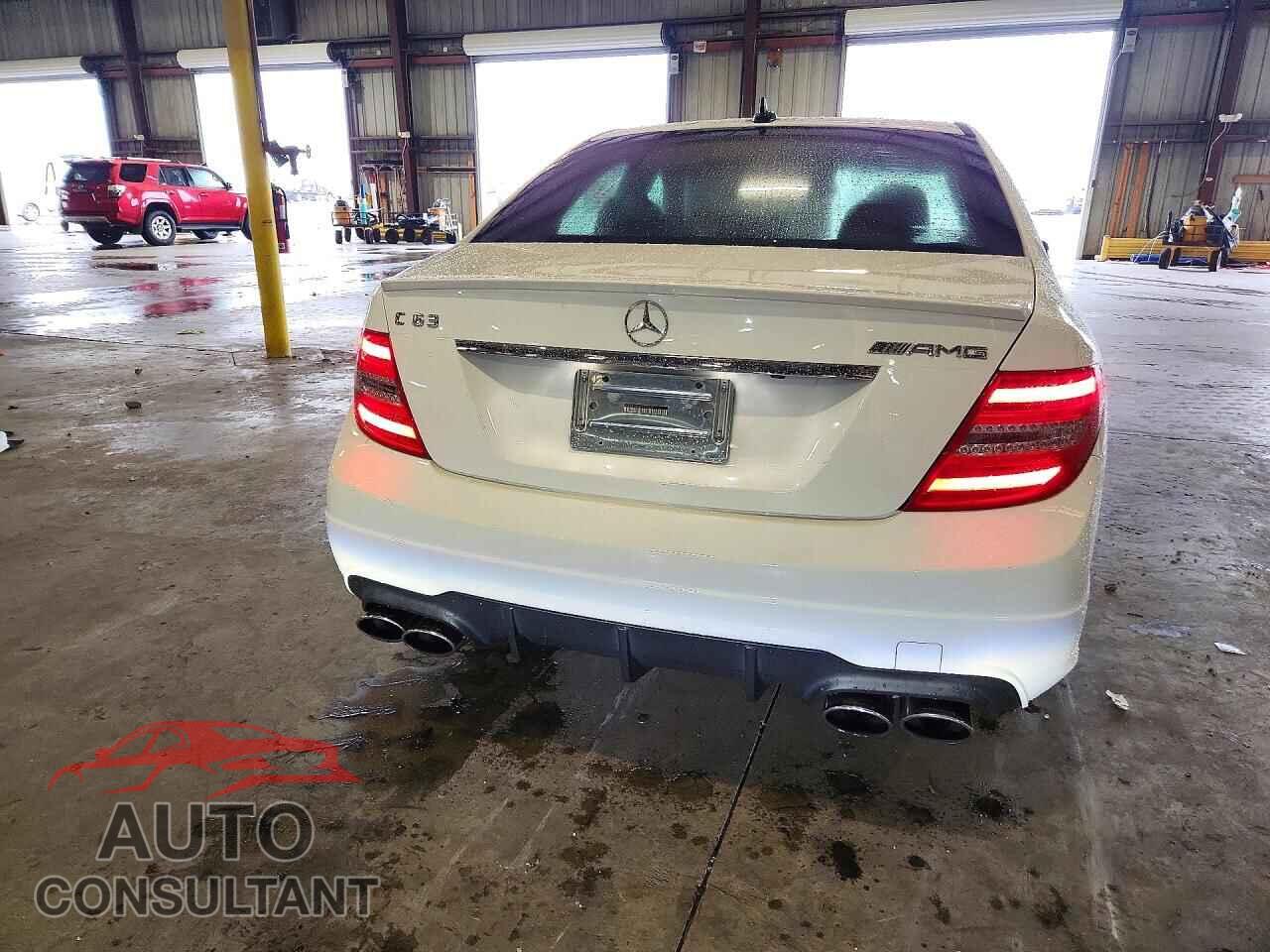 MERCEDES-BENZ C-CLASS 2014 - WDDGF7HB4EA900676