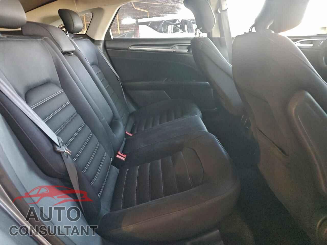 FORD FUSION 2014 - 3FA6P0H71ER234605
