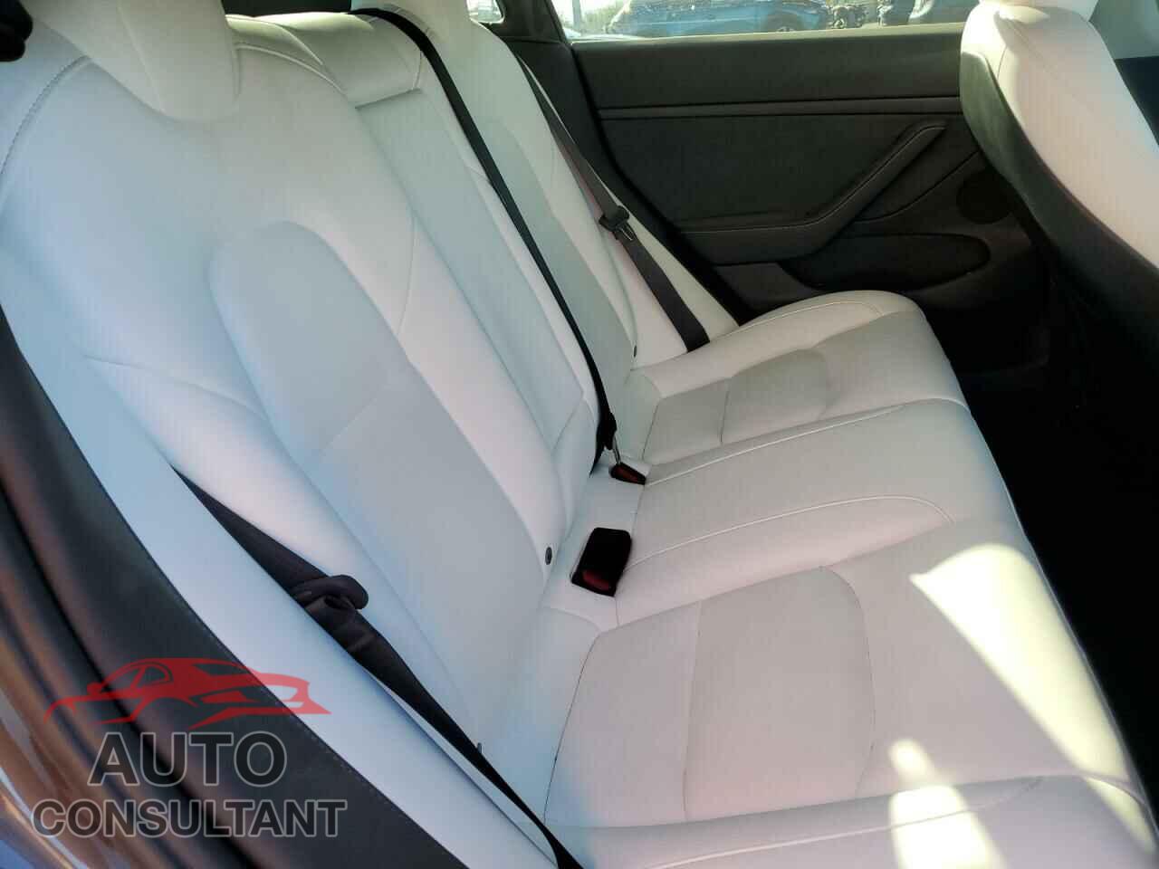 TESLA MODEL 3 2023 - 5YJ3E1EA7PF655922