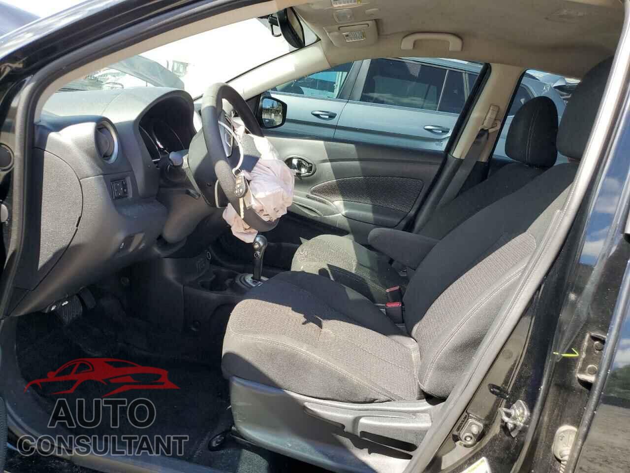 NISSAN VERSA 2017 - 3N1CN7AP1HL900054