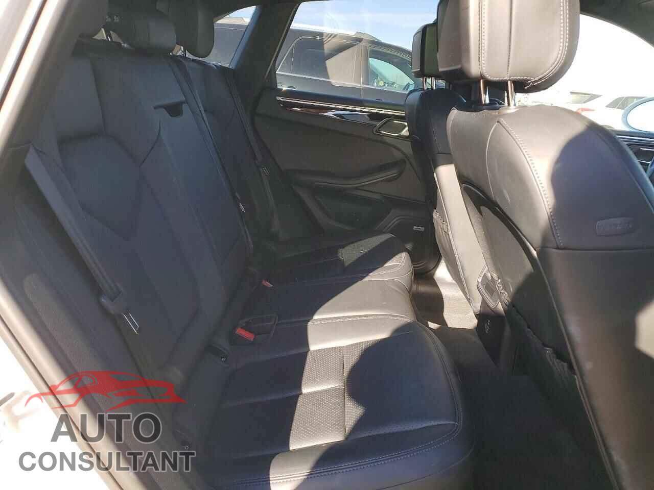 PORSCHE MACAN 2021 - WP1AA2A5XMLB08037