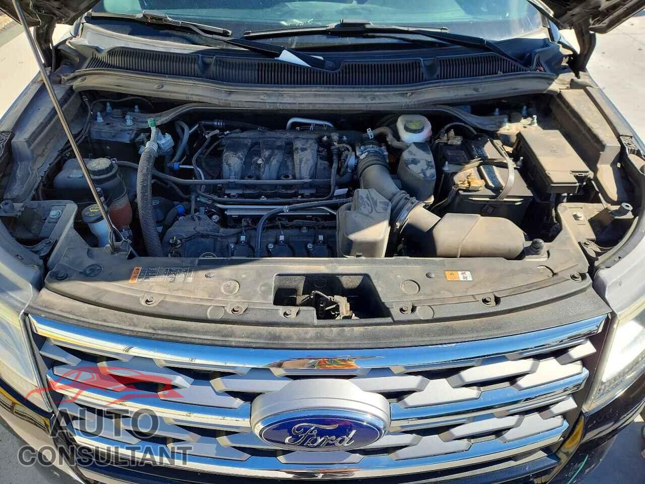 FORD EXPLORER 2018 - 1FM5K7F82JGB39959