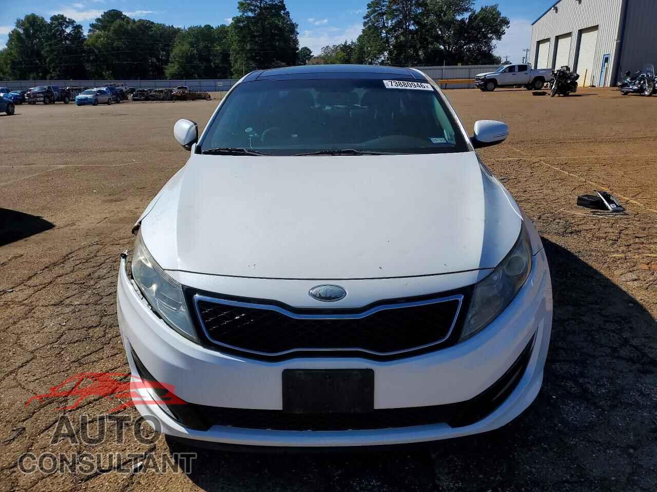 KIA OPTIMA 2013 - 5XXGR4A66DG141173