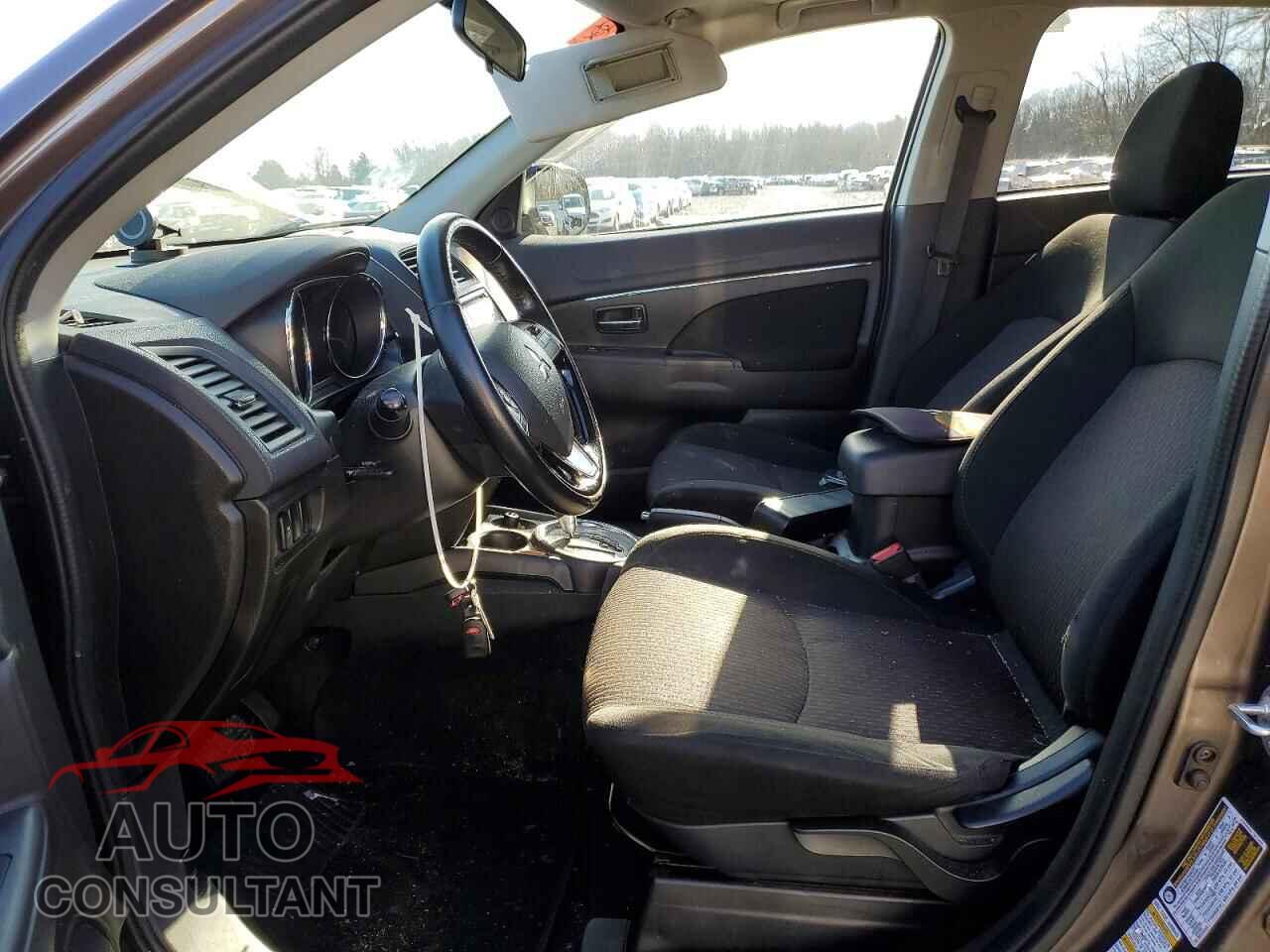 MITSUBISHI OUTLANDER 2017 - JA4AR3AU2HZ001908