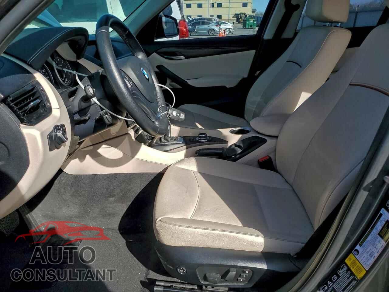BMW X1 2015 - WBAVL1C55FVY25356