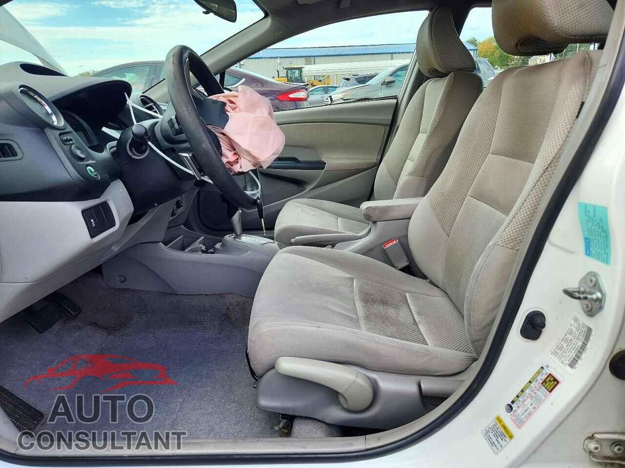 HONDA INSIGHT 2011 - JHMZE2H71BS006580