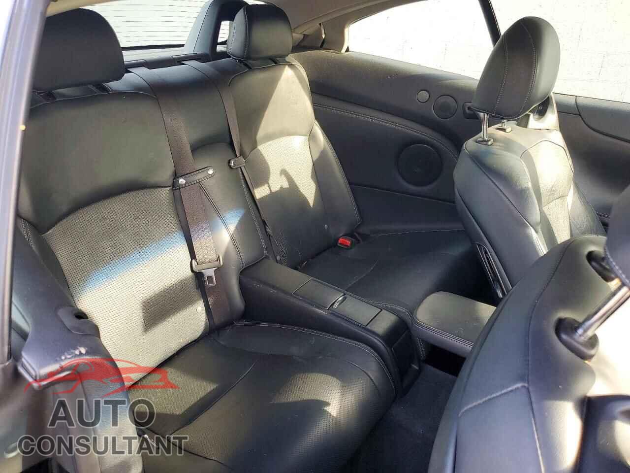 LEXUS IS 2014 - JTHFF2C23E2531379