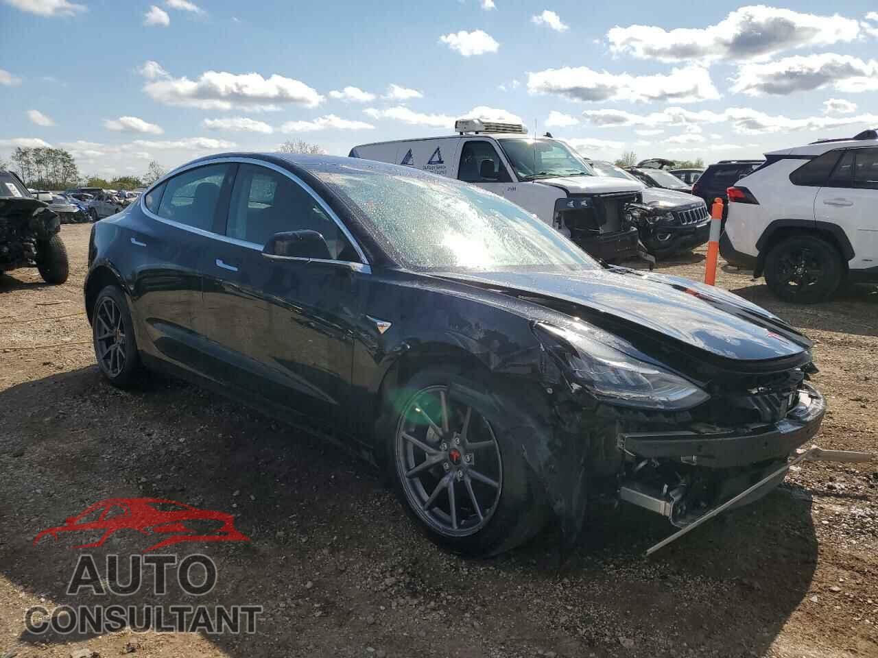TESLA MODEL 3 2019 - 5YJ3E1EA0KF325337