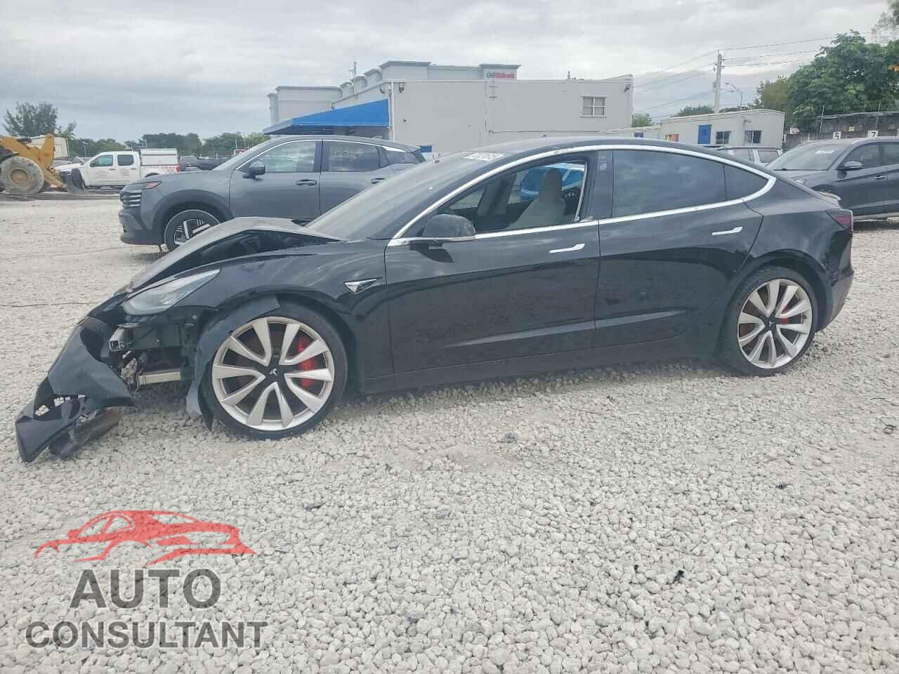 TESLA MODEL 3 2018 - 5YJ3E1EB2JF078717