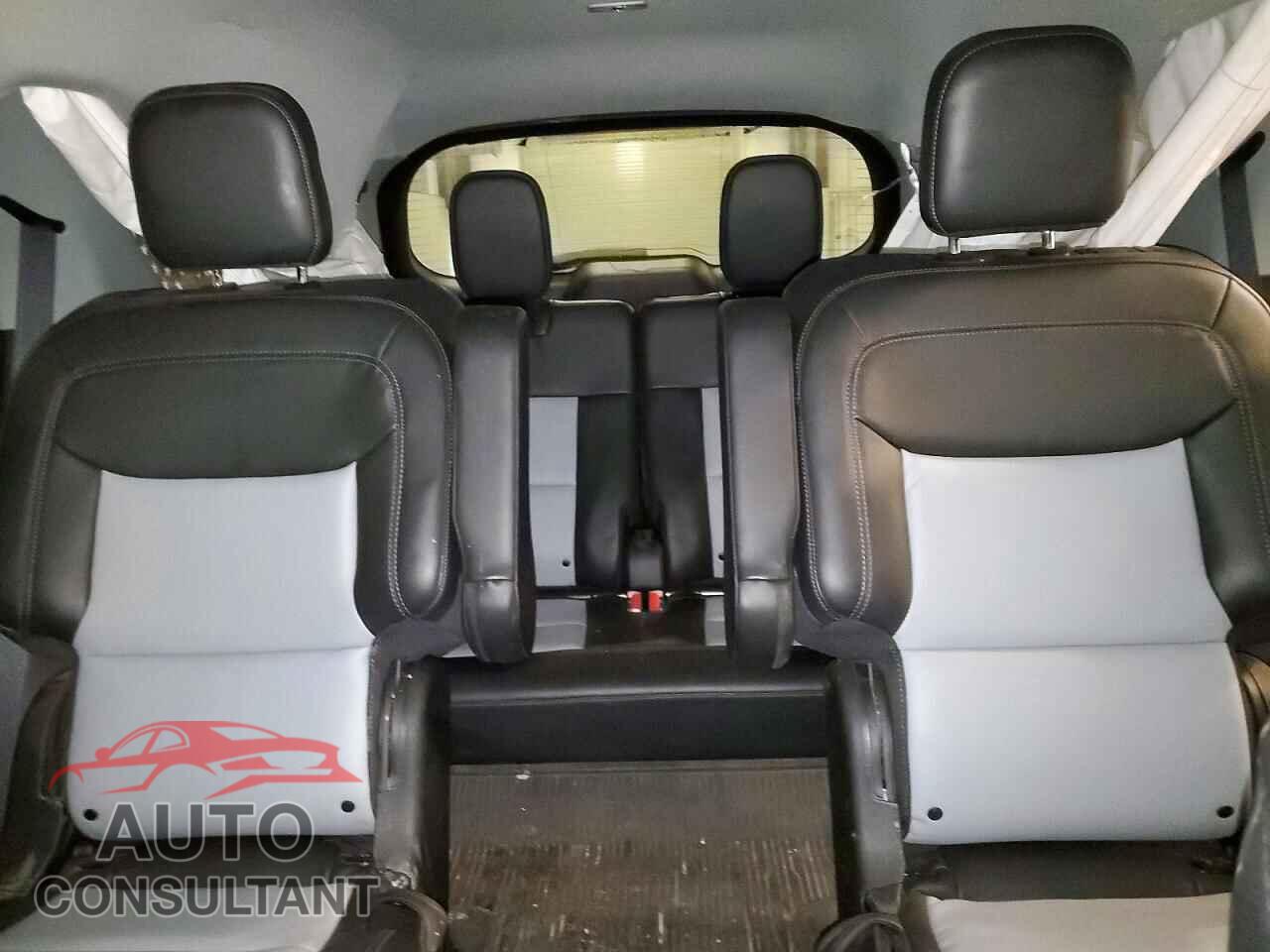FORD EXPLORER 2022 - 1FMSK8DH2NGC05301
