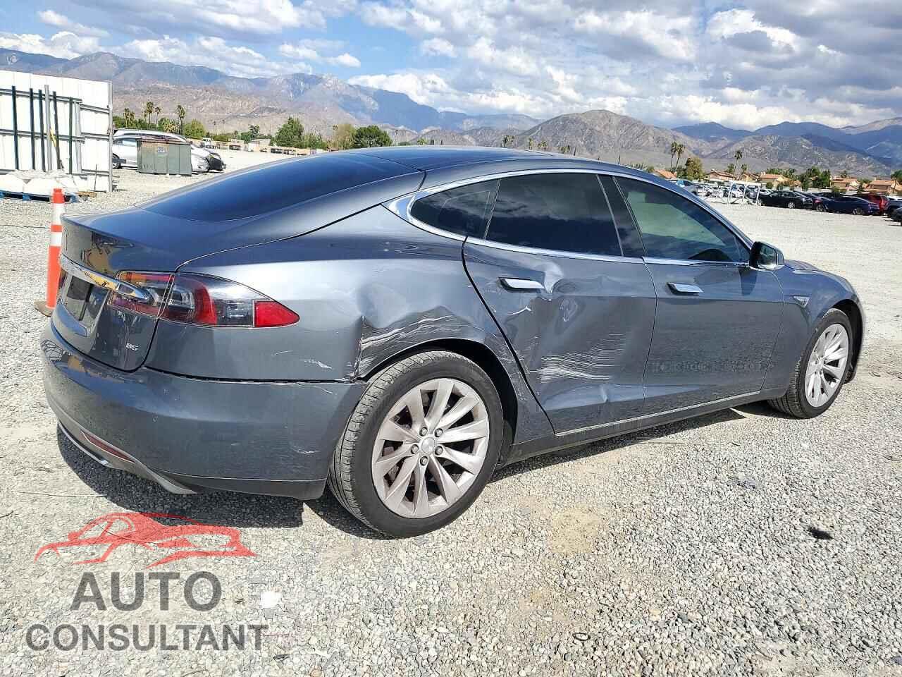 TESLA MODEL S 2014 - 5YJSA1H10EFP43713