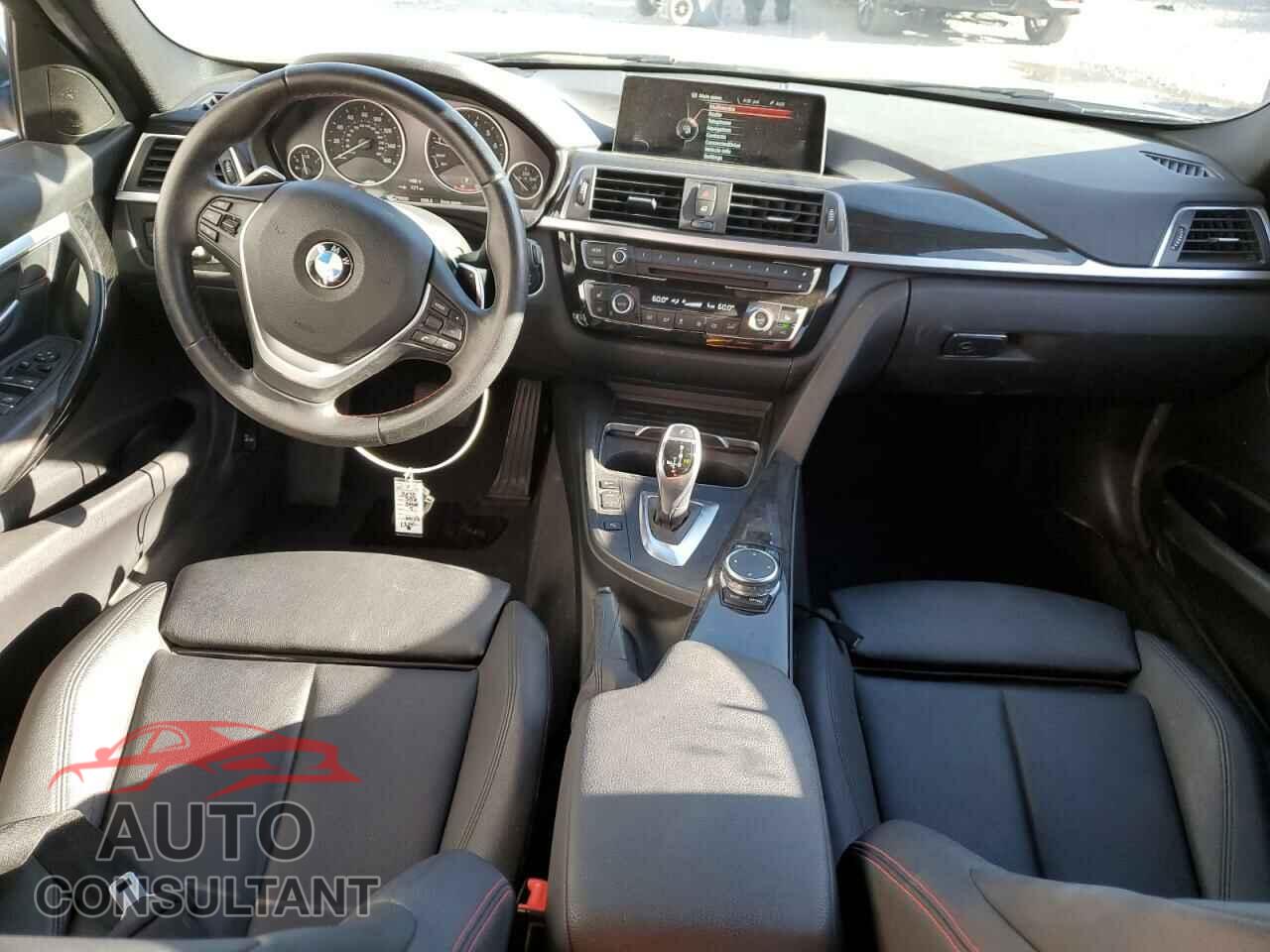 BMW 3 SERIES 2016 - WBA8E9G56GNU28658