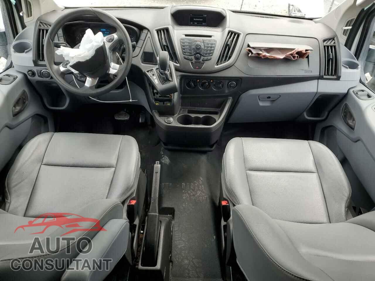 FORD TRANSIT 2018 - 1FTYR2YM3JKB45955
