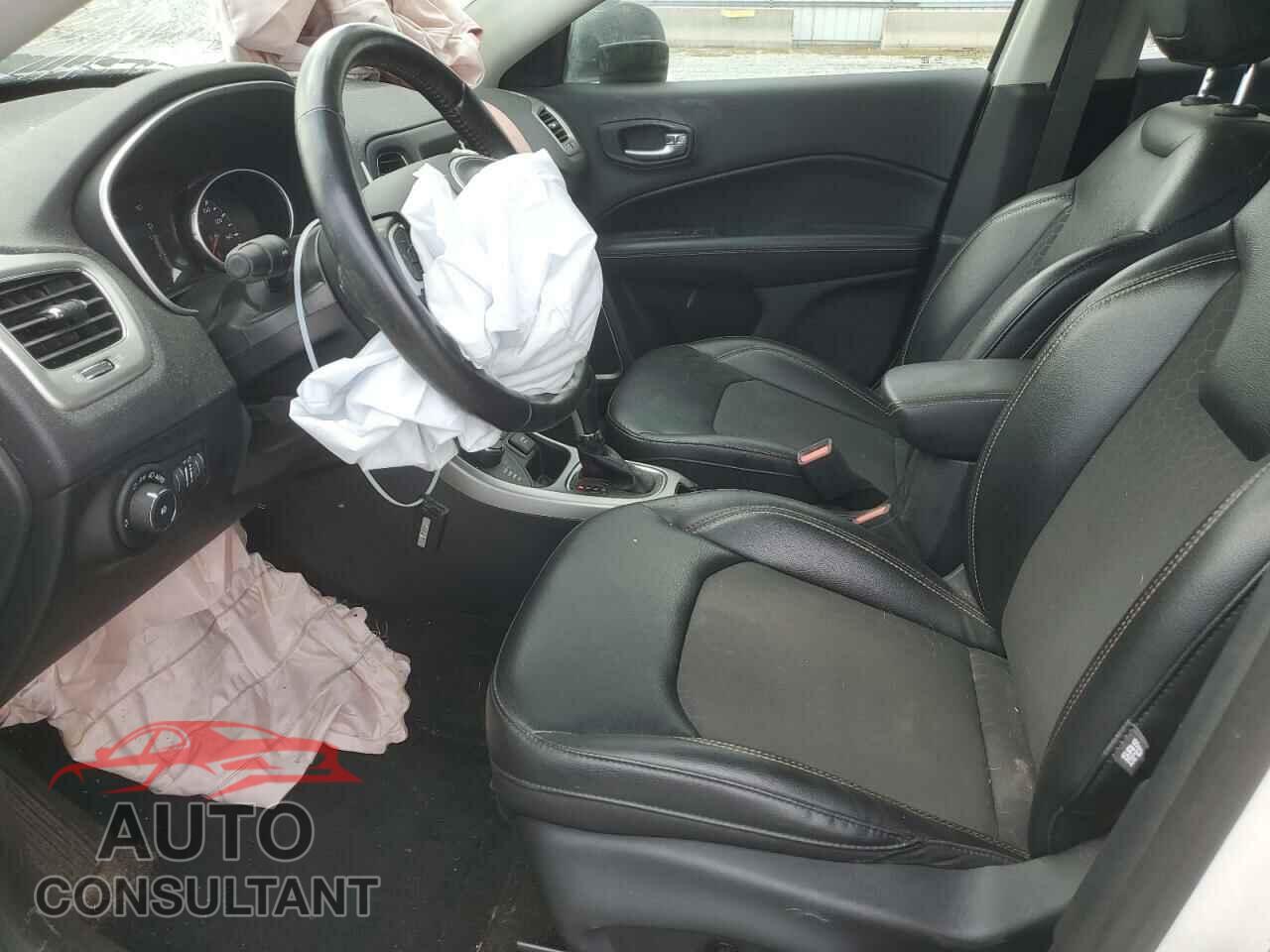JEEP COMPASS 2019 - 3C4NJDBB3KT599328