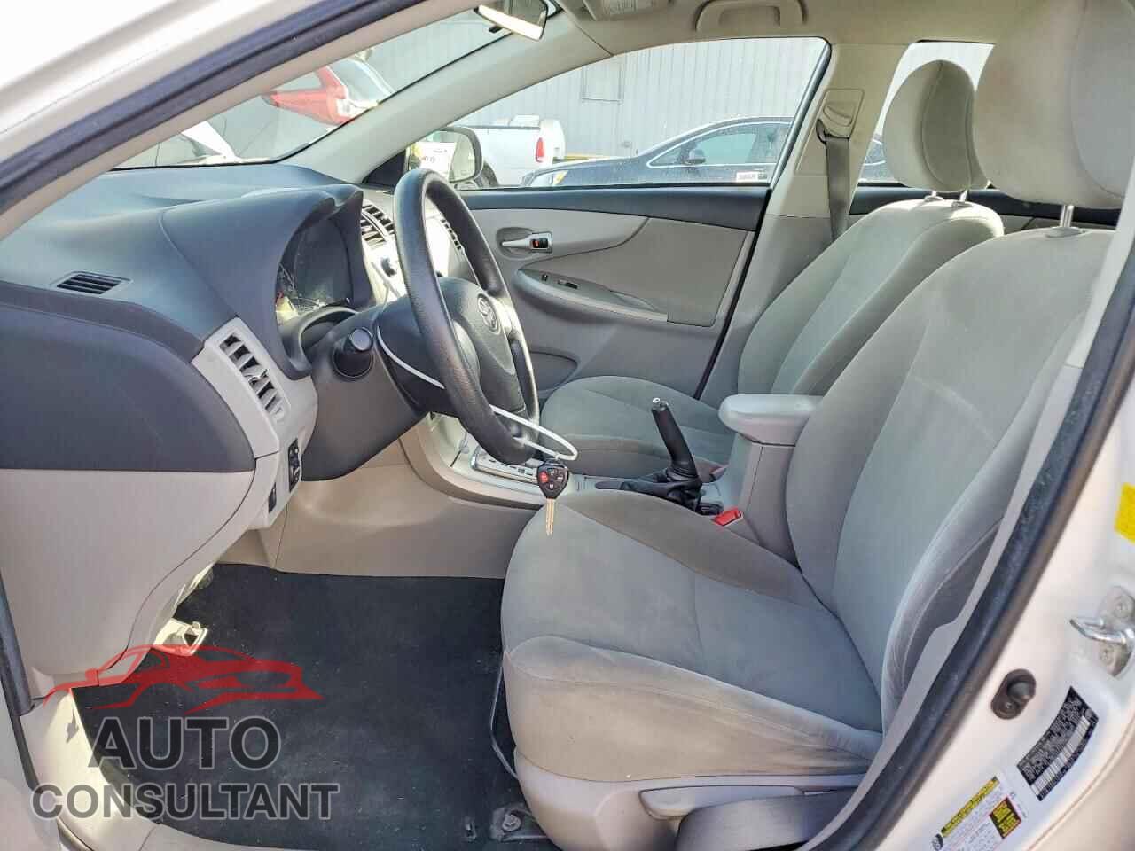 TOYOTA COROLLA 2011 - 2T1BU4EEXBC566250