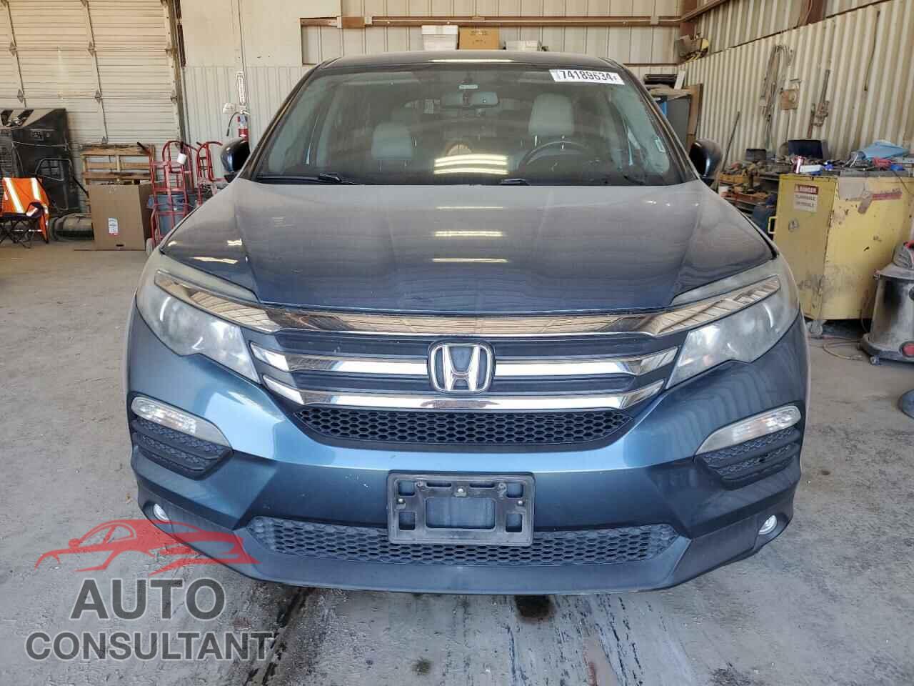 HONDA PILOT 2018 - 5FNYF5H52JB024401