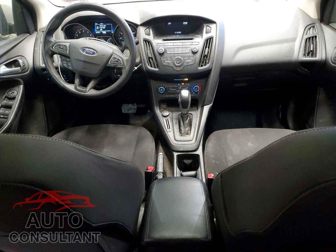 FORD FOCUS 2015 - 1FADP3K23FL201532