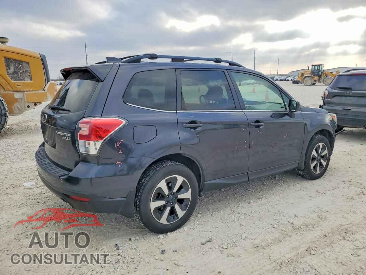 SUBARU FORESTER 2017 - JF2SJAJC7HH530131