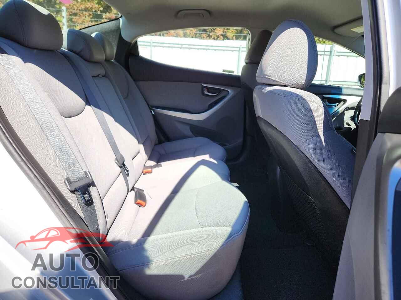 HYUNDAI ELANTRA 2012 - 5NPDH4AE2CH079478