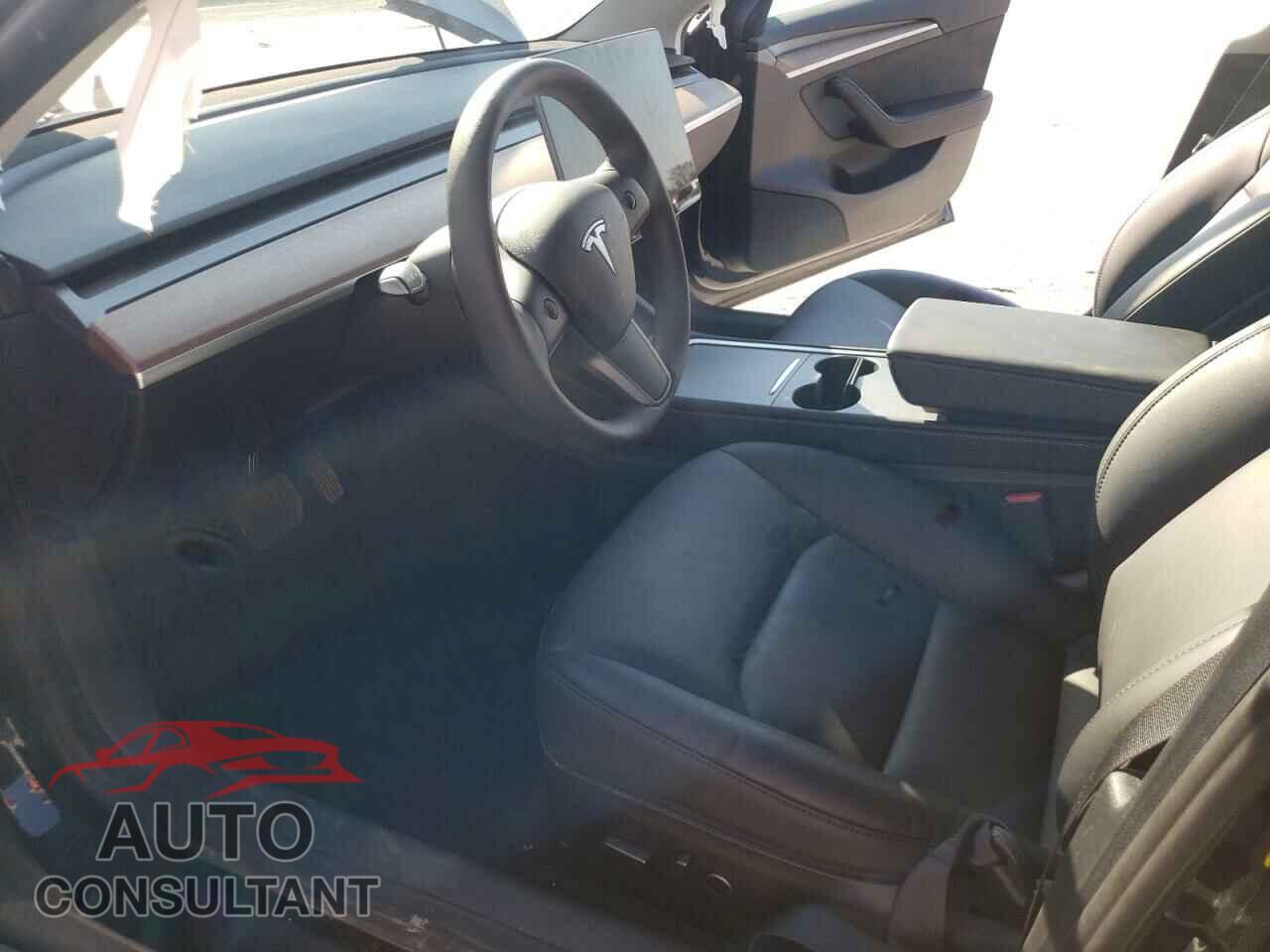 TESLA MODEL 3 2022 - 5YJ3E1EB4NF339156