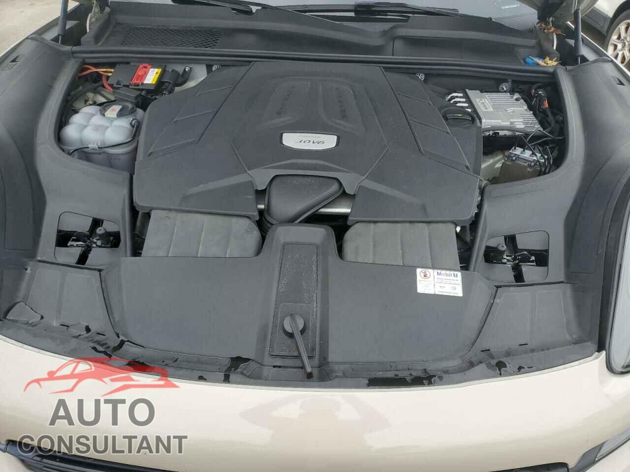 PORSCHE CAYENNE 2020 - WP1AA2AY7LDA08996