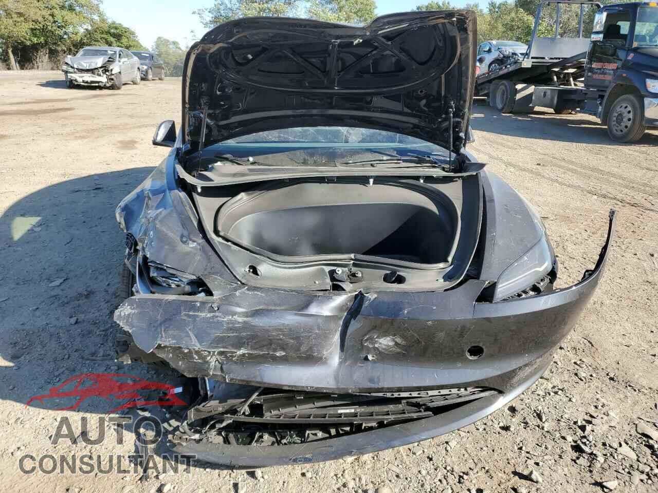 TESLA MODEL 3 2024 - 5YJ3E1EA0RF855981