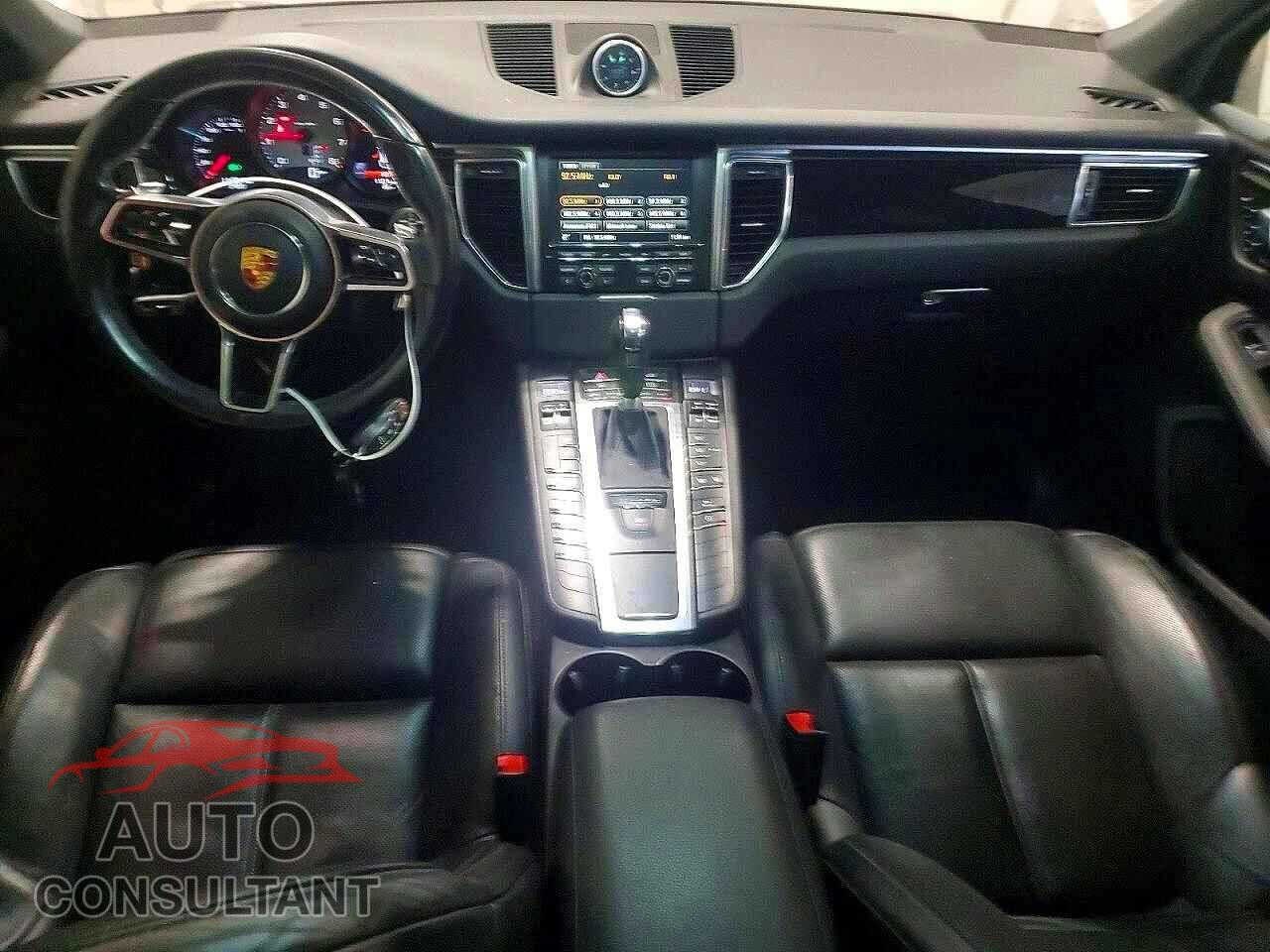 PORSCHE MACAN 2015 - WP1AB2A50FLB56923